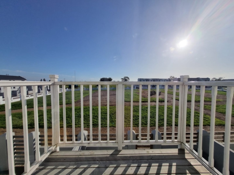 2 Bedroom Property for Sale in Parsonsvlei Eastern Cape